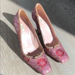 Prada pink and golden jacquard shoes